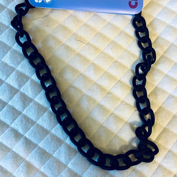 Halloween Alley Cat Accessories (Ears, Chain Necklace, Gloves & Earrings!) - Picture 3 of 4